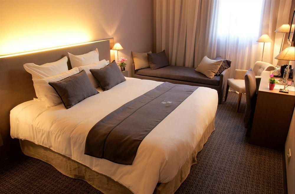 ניורט Best Western Hotel De La Breche מראה חיצוני תמונה